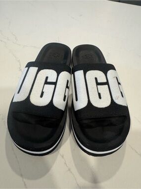 UGG Black and White Logo Slide Sandals women’s